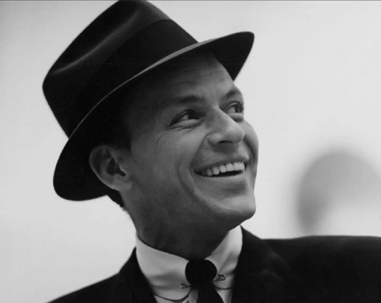 Frank Sinatra portrait - 爵士樂大師樂句啟發 - Pro Music Jazz Studio 爵士鋼琴教學